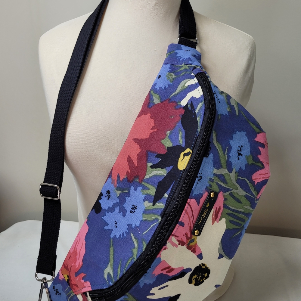 Floral Crossbody Hip Bag